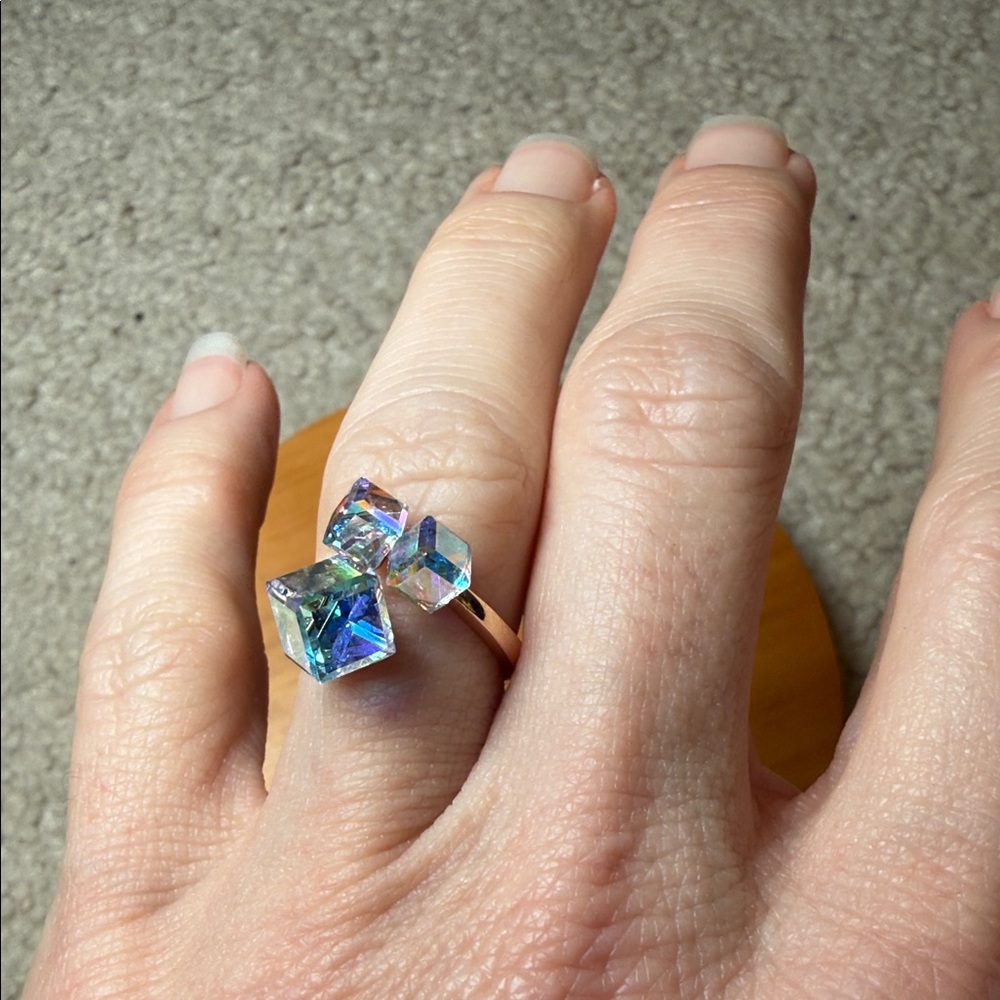 Felicias 925 Silver Iridescent Crystal Ring - Picture 4 of 11